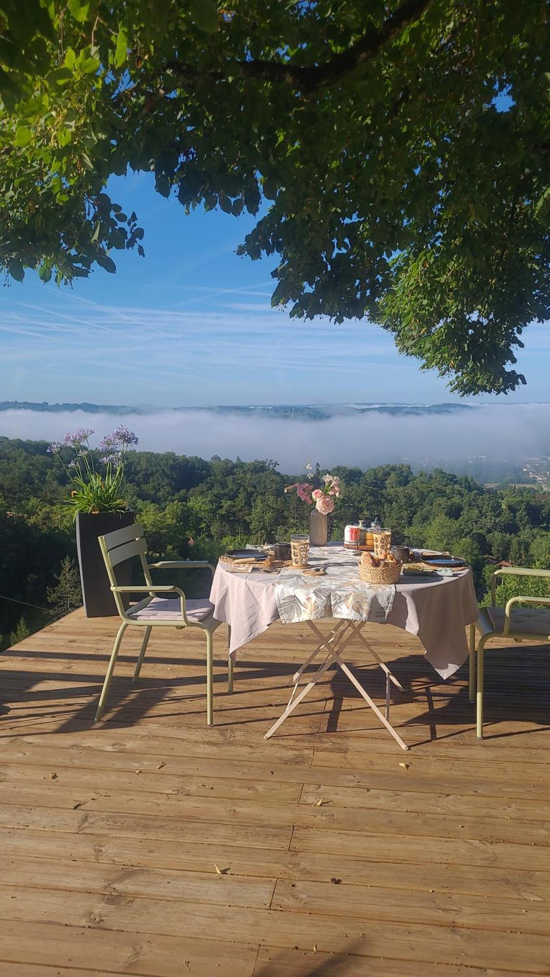 Le Clos Des Etoiles B&B Le Bugue Exterior photo